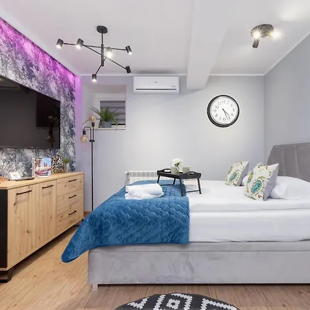 Underground Kielecka Rondo Mogilskie By Renters קרקוב