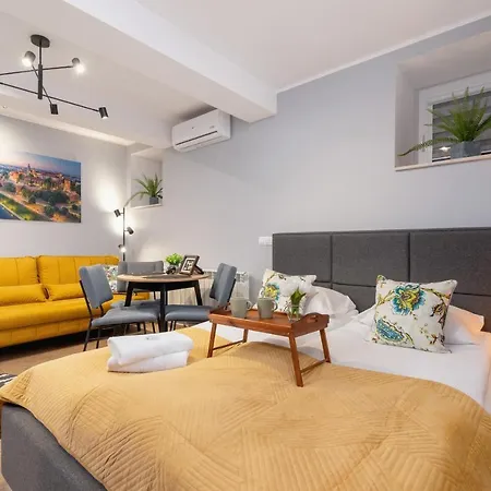 Underground Kielecka Rondo Mogilskie By Renters קרקוב